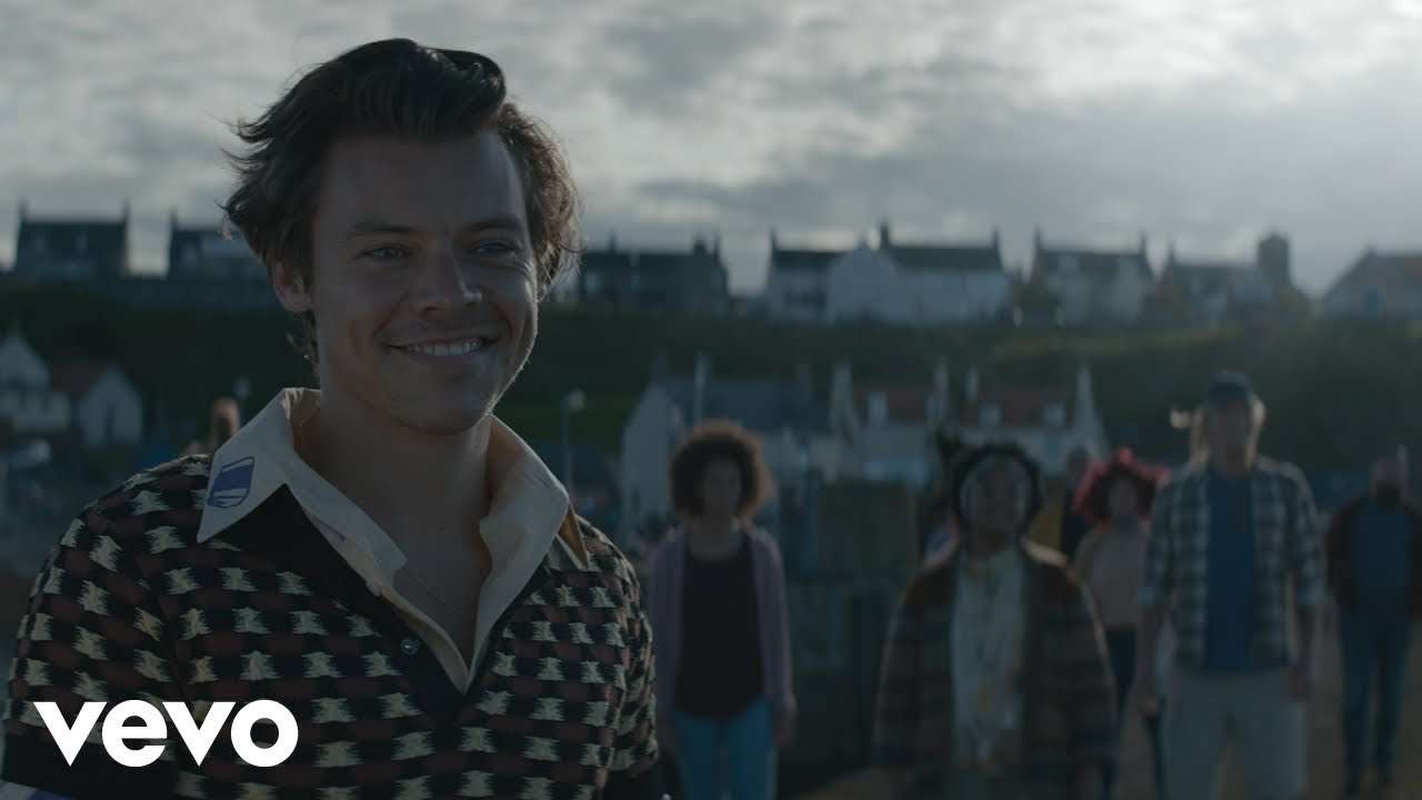 Harry Styles estrena su nuevo video 'Adore You'