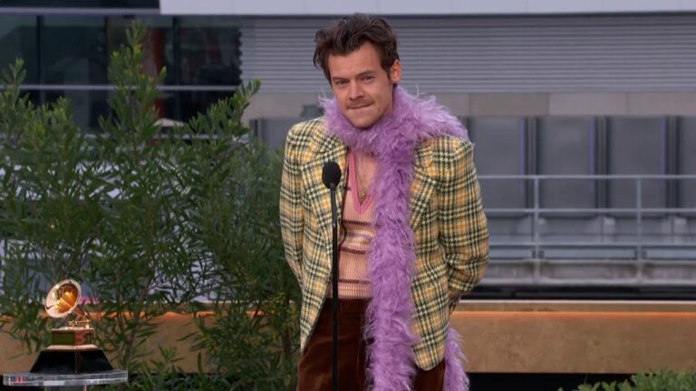 Harry Styles gana "Mejor interpretación pop solista" en los Grammy 2021