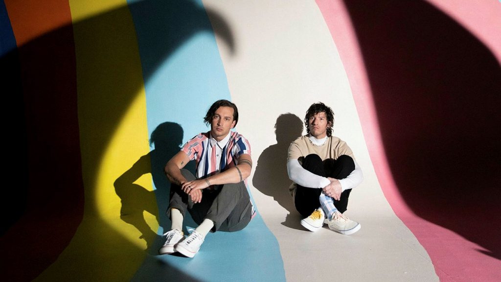 Twenty One Pilots lanza su nuevo video de "Saturday"