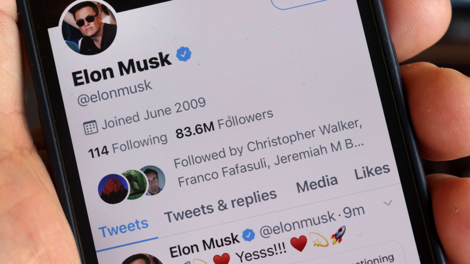 Twitter cobrará 20 dolares al mes por la insignia de verificación
