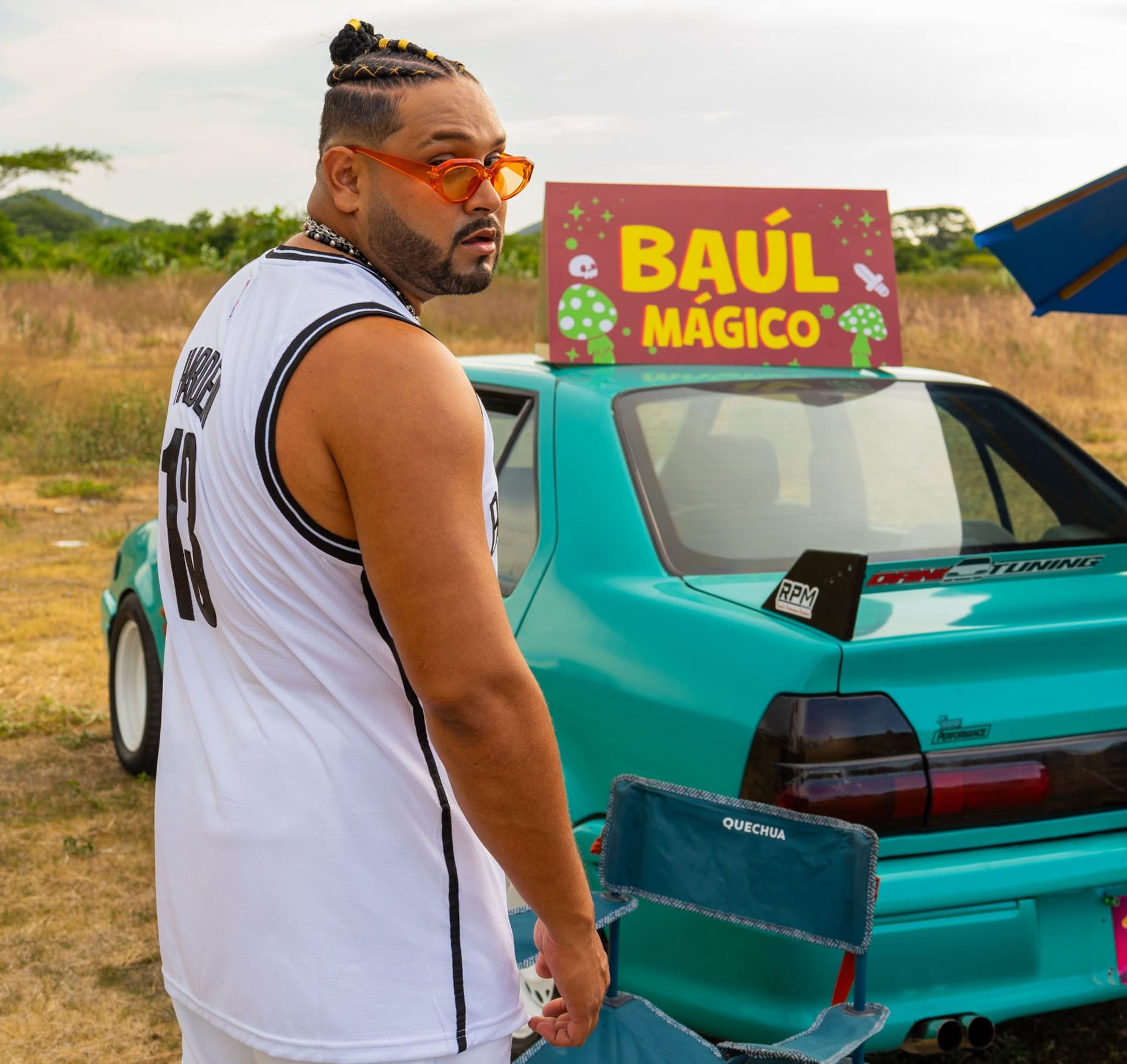 ZEZE el dueño del vacile, presenta su nueva canción "El Baúl"