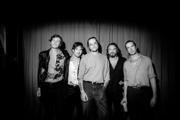 La banda australiana JET confirma concierto en Bogotá para celebrar los clásicos de ‘Get Born’